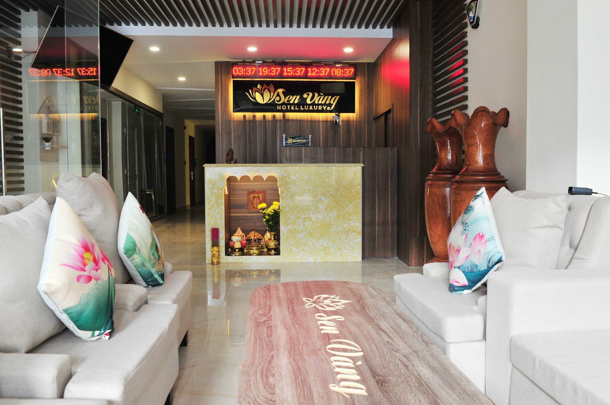 Sen Vang Luxury Hotel Nha Trang Bagian luar foto