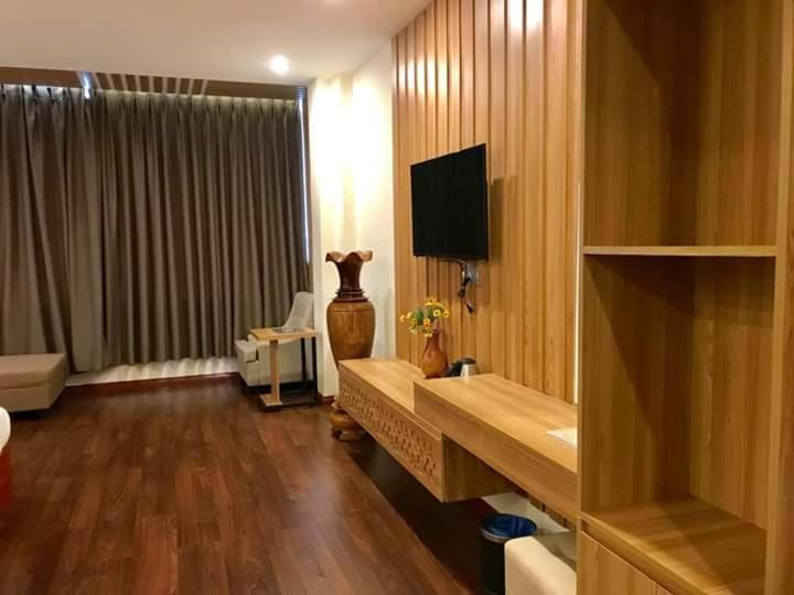 Sen Vang Luxury Hotel Nha Trang Bagian luar foto